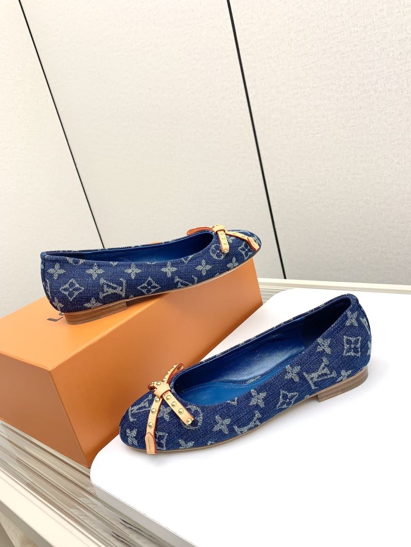 Louis Vuitton Low Shoes